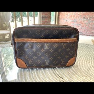 100% Authentic Louis Vuitton Trocadero NO STRAP